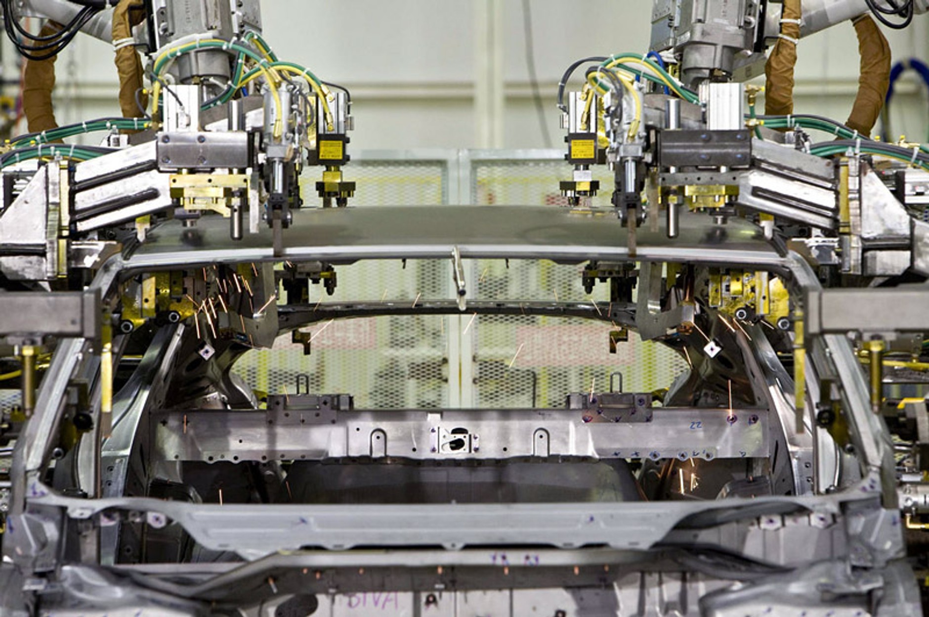 Honda: rozpoczęcie produkcji FCX Clarity napędzanej ogniwami paliwowymi