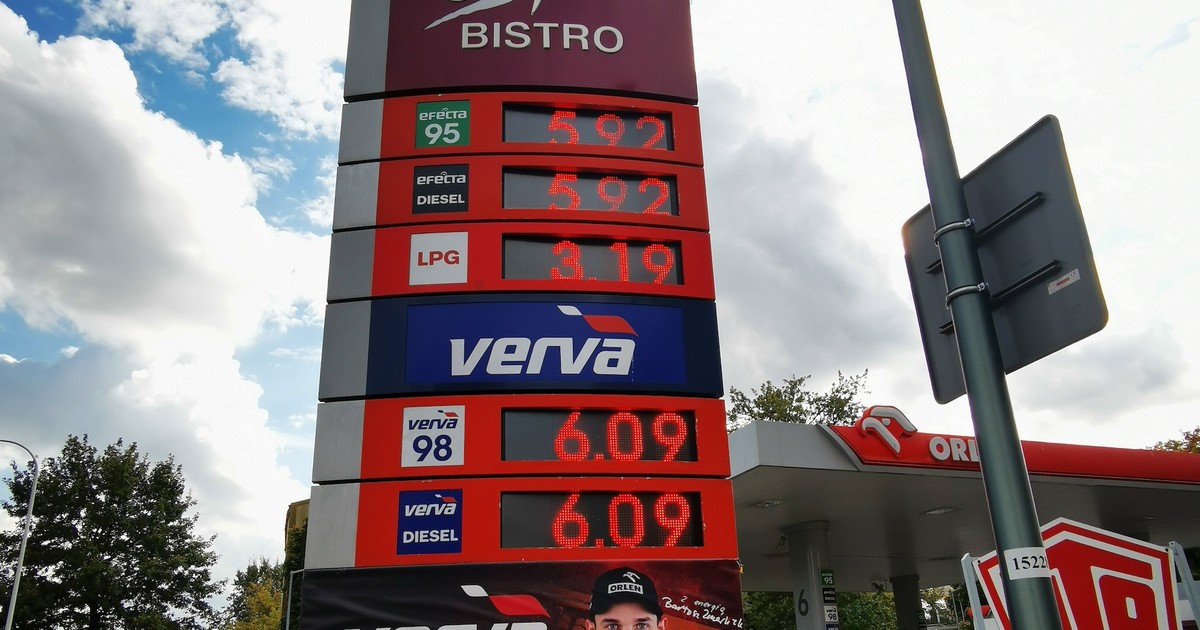 Cena paliwa na stacji Orlen w Warszawie, 14 października 2021