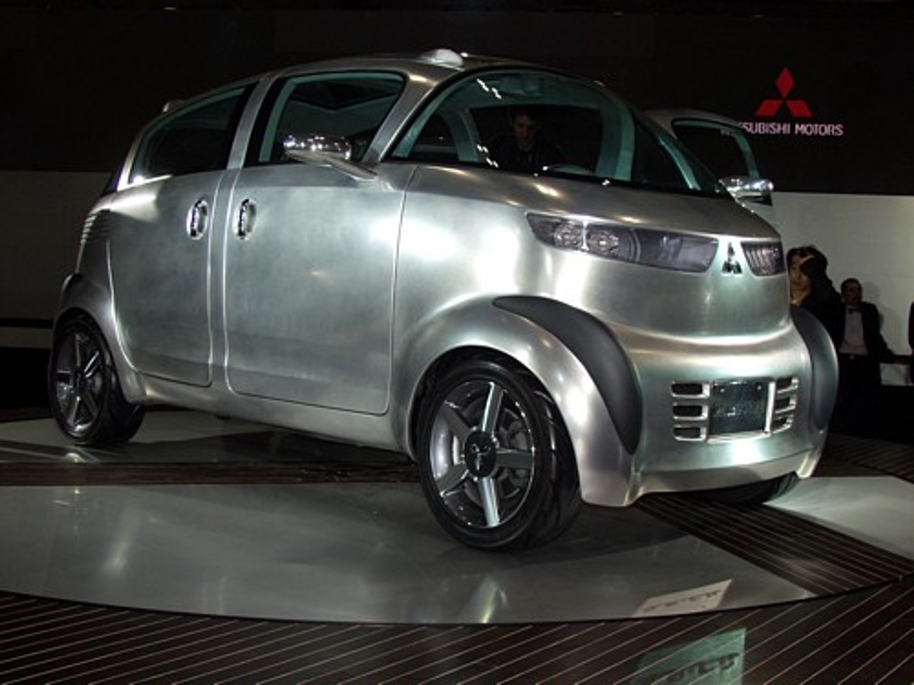 37 Tokyo Motor Show (23.10 - 05.11)