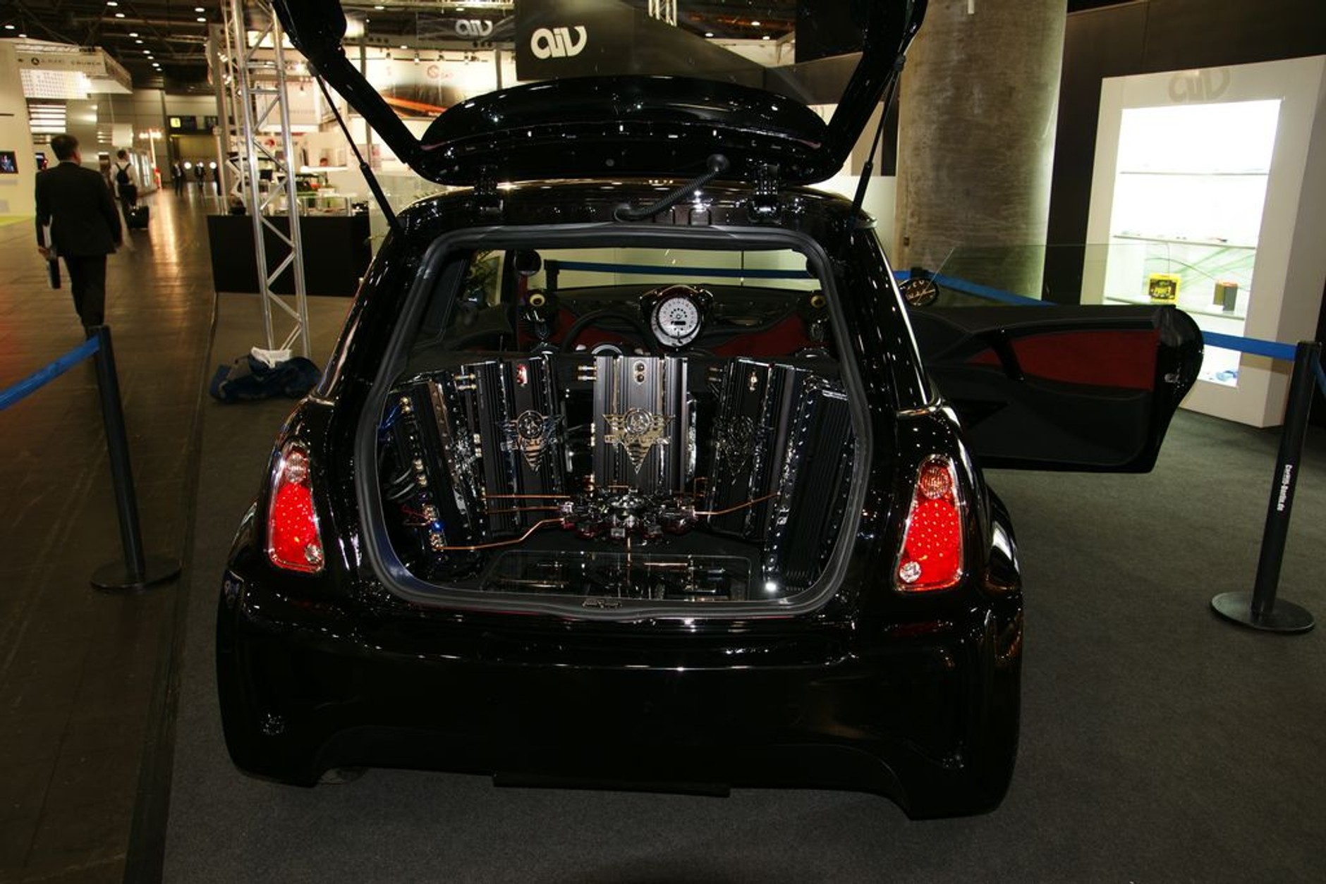 AMICOM 2010: kino, koncert i nawigacja do samochodu (galeria)