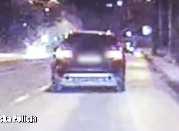 Gnał 100 km na godz. w terenie zabudowanym. Nie wiedział, z kim się ściga
