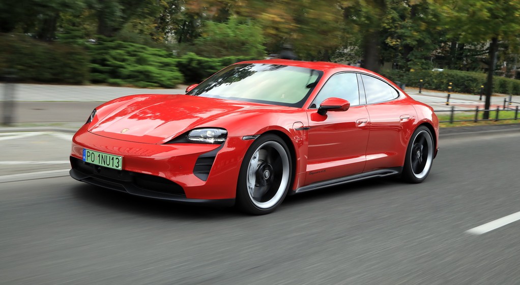 Porsche Taycan 4S