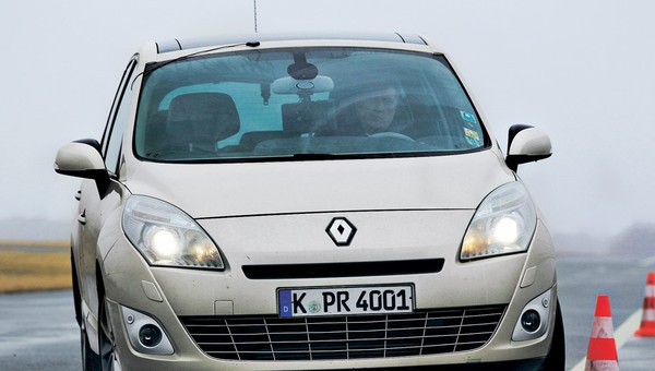 Renault Grand Scenic 1.9 dCi na dystansie 100 tys. km: naprawdę twarda sztuka