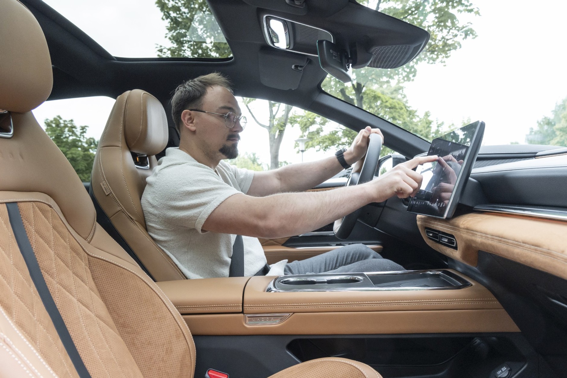 Pierwsza jazda nową Mazdą 6e