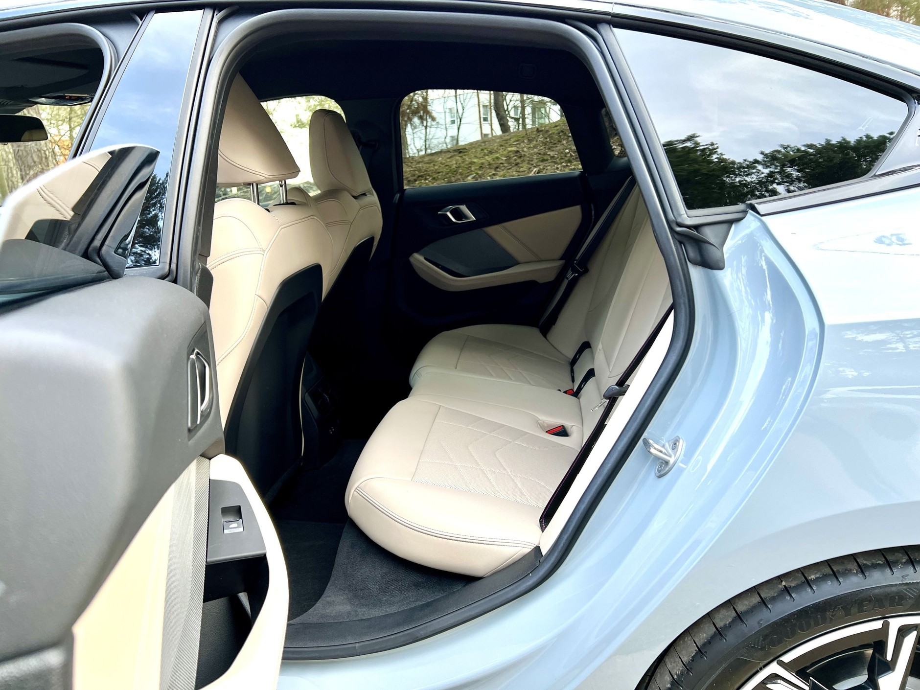 BMW serii 2 Gran Coupe (kod F74; wersja 216)