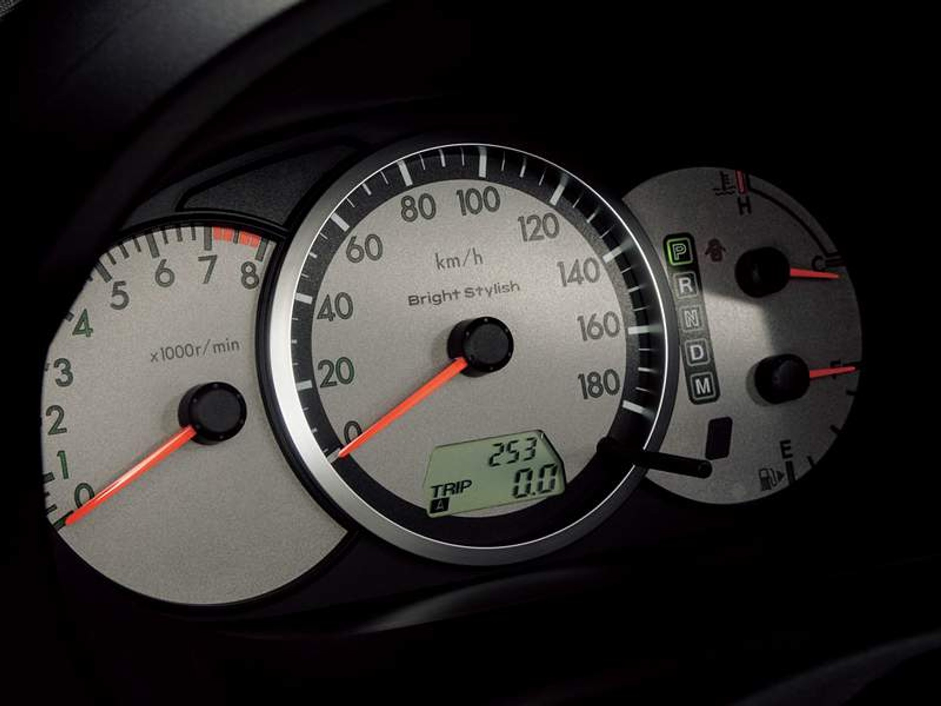 Mazda 5: nowa skrzynia biegów i silnik 2,0 DISI