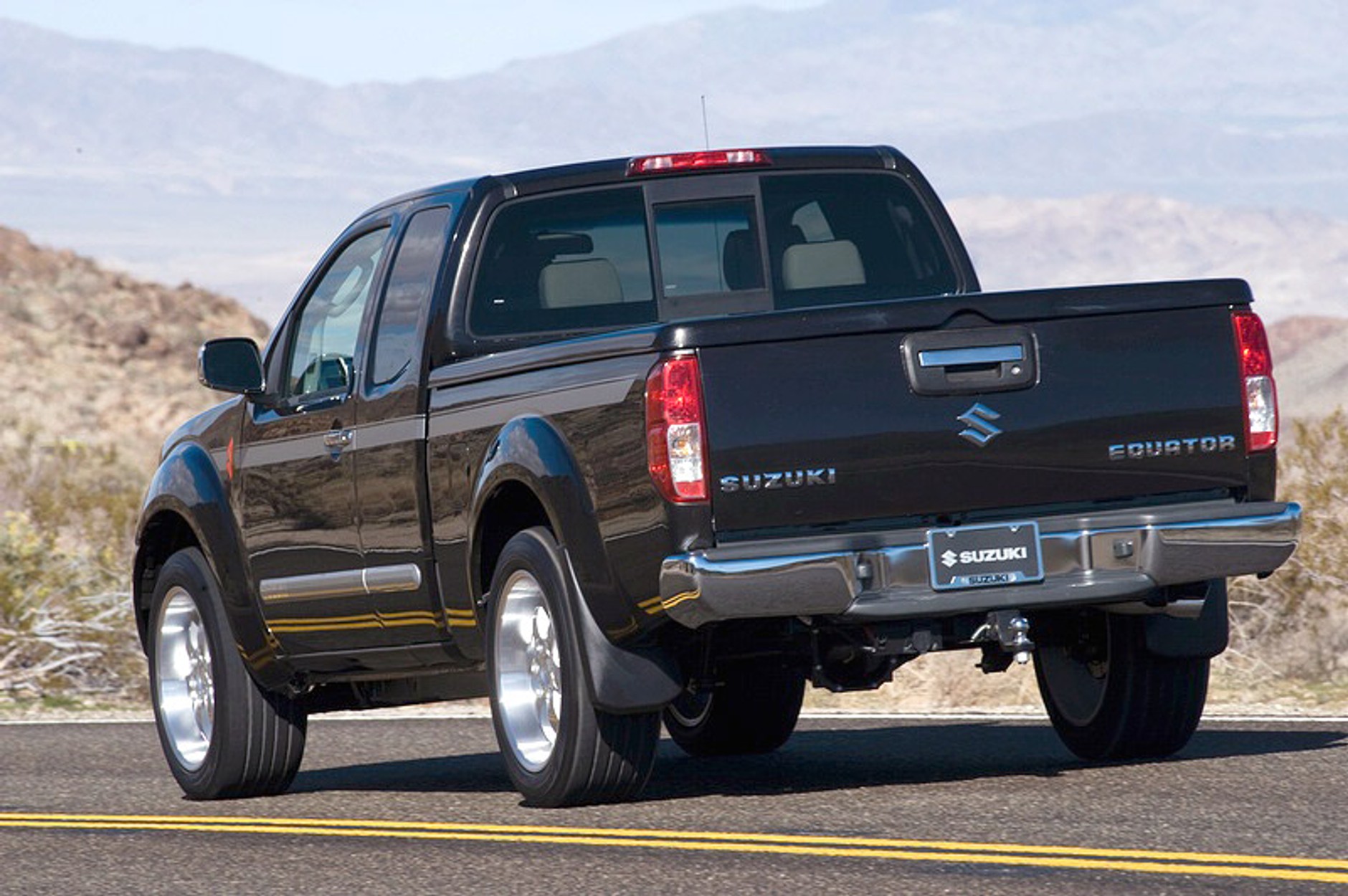 Chicago 2008: Suzuki Equator - pikap w stylu amerykańskim