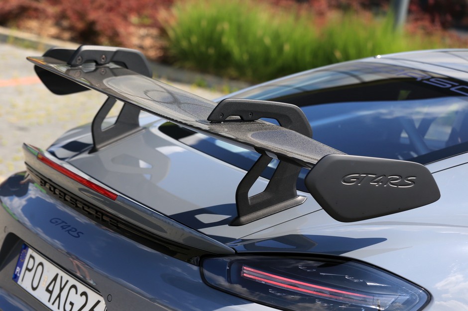 Porsche 718 Cayman GT4 RS (2022 r.; 982)