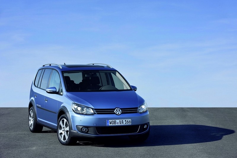 Volkswagen CrossTouran - właściwie dla kogo on jest?