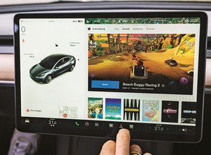 Ekrany dotykowe w aucie to zło. Euro NCAP chce za nie karać