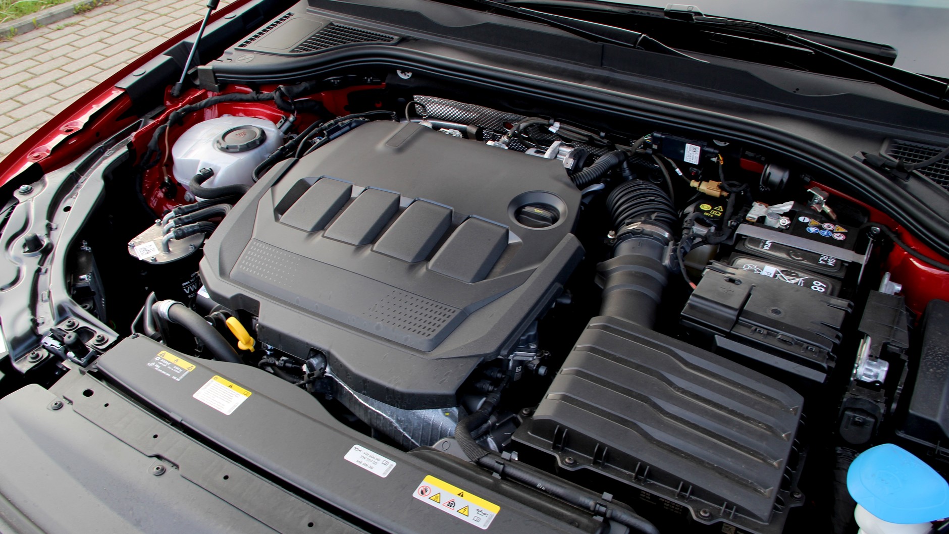 Volkswagen Passat 2.0 TDI R-Line Plus