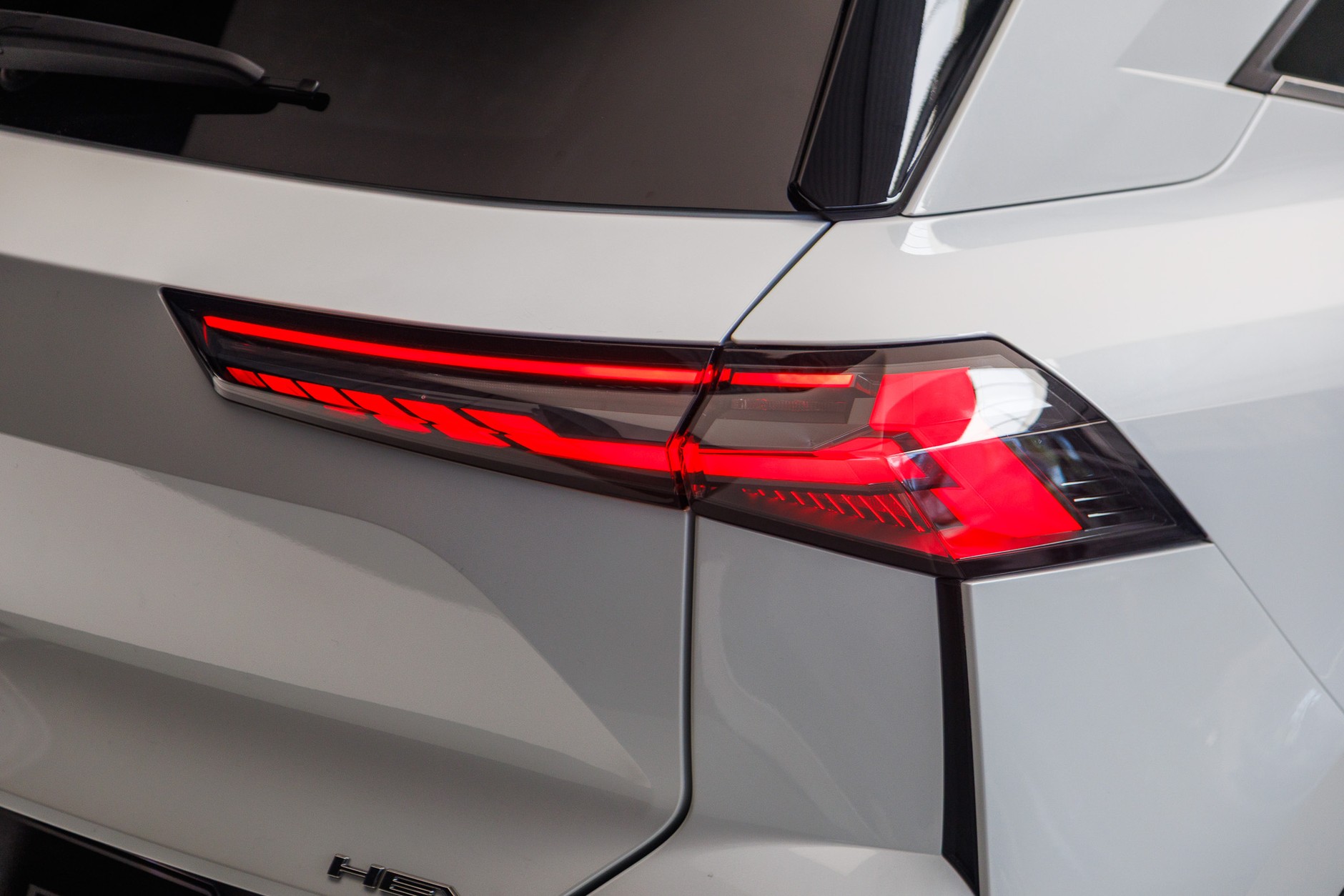 2025 Mitsubishi Grandis