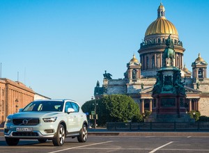 Volvo do odwołania zawiesza dostawy aut na rosyjski rynek