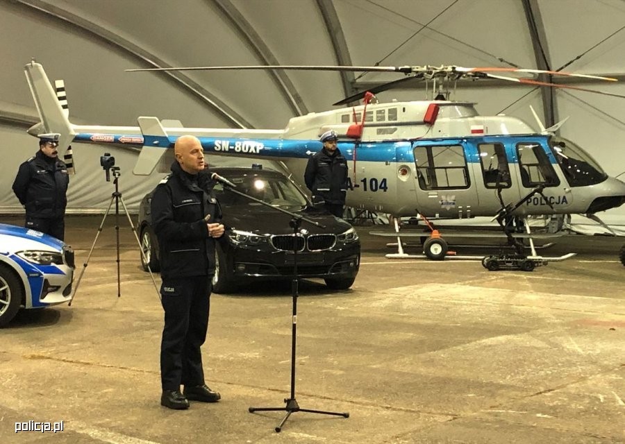 Policja kupiła helikoptery, drony i wozy opancerzone