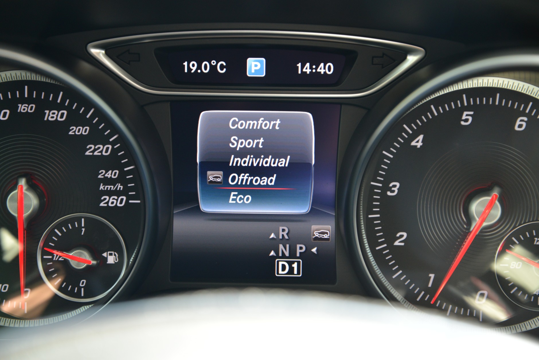 Mercedes GLA 220 4MATIC