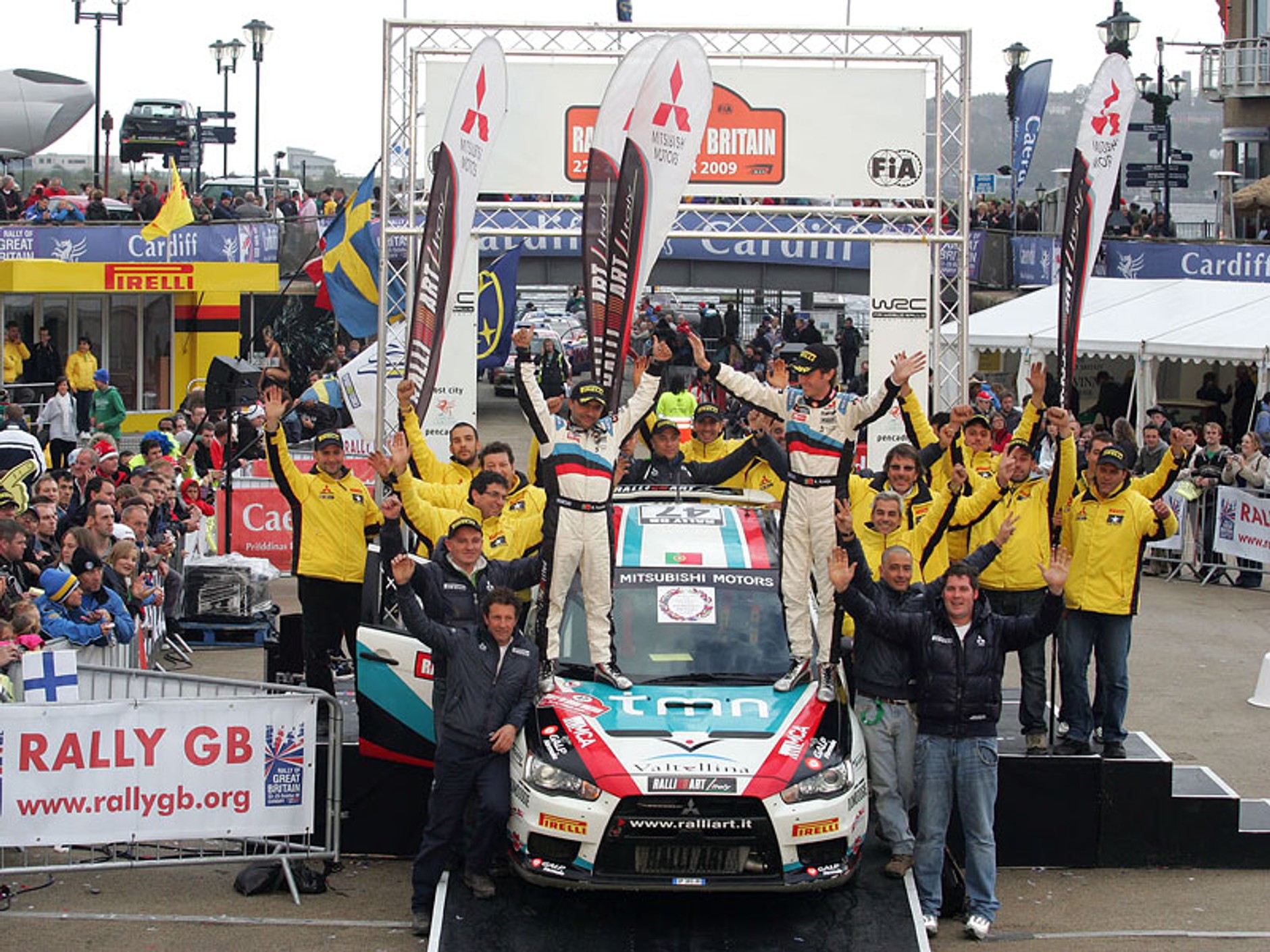 Rajd Wielkiej Brytanii 2009: mistrz świata Loeb w akcji - fotogaleria Rallyworld©Willy Weyens