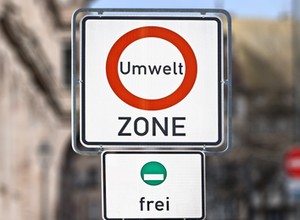 Po co nam strefy czystego transportu? Niemcy i Francuzi właśnie likwidują swoje
