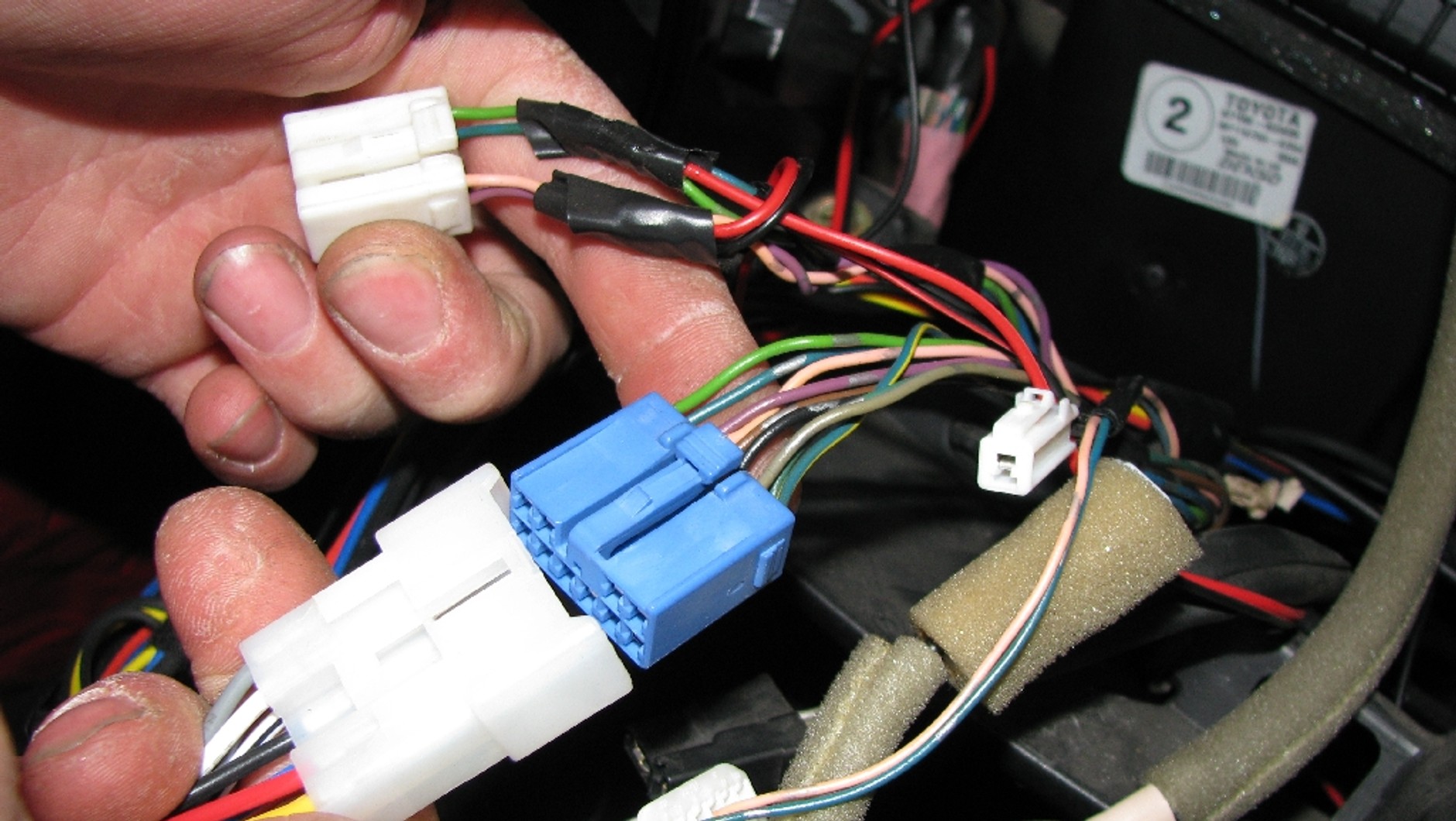 Instalacja zestawu głośnomówiącego Bluetooth