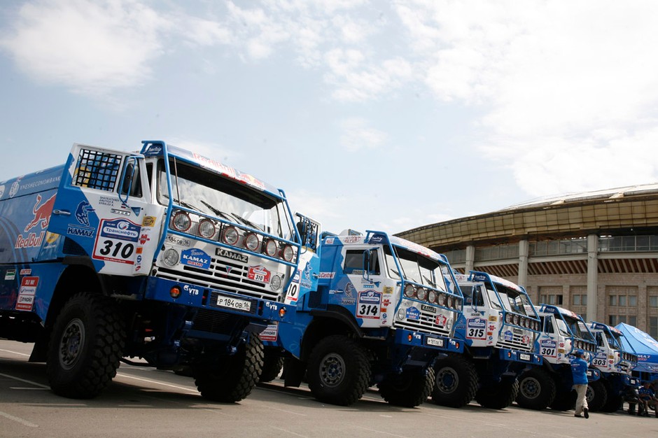 Silk Way Rally: wyprawa jedwabnym szlakiem