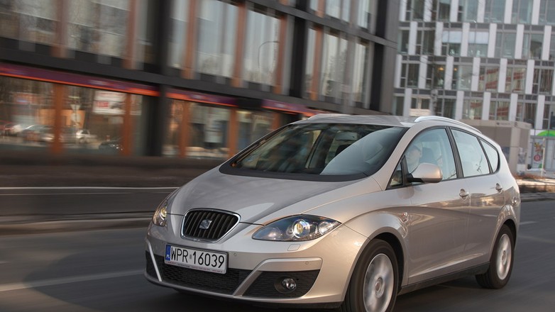 Ford S-Max kontra Seat Altea XL: co wybrać, vana na sportowo czy po hiszpańsku?