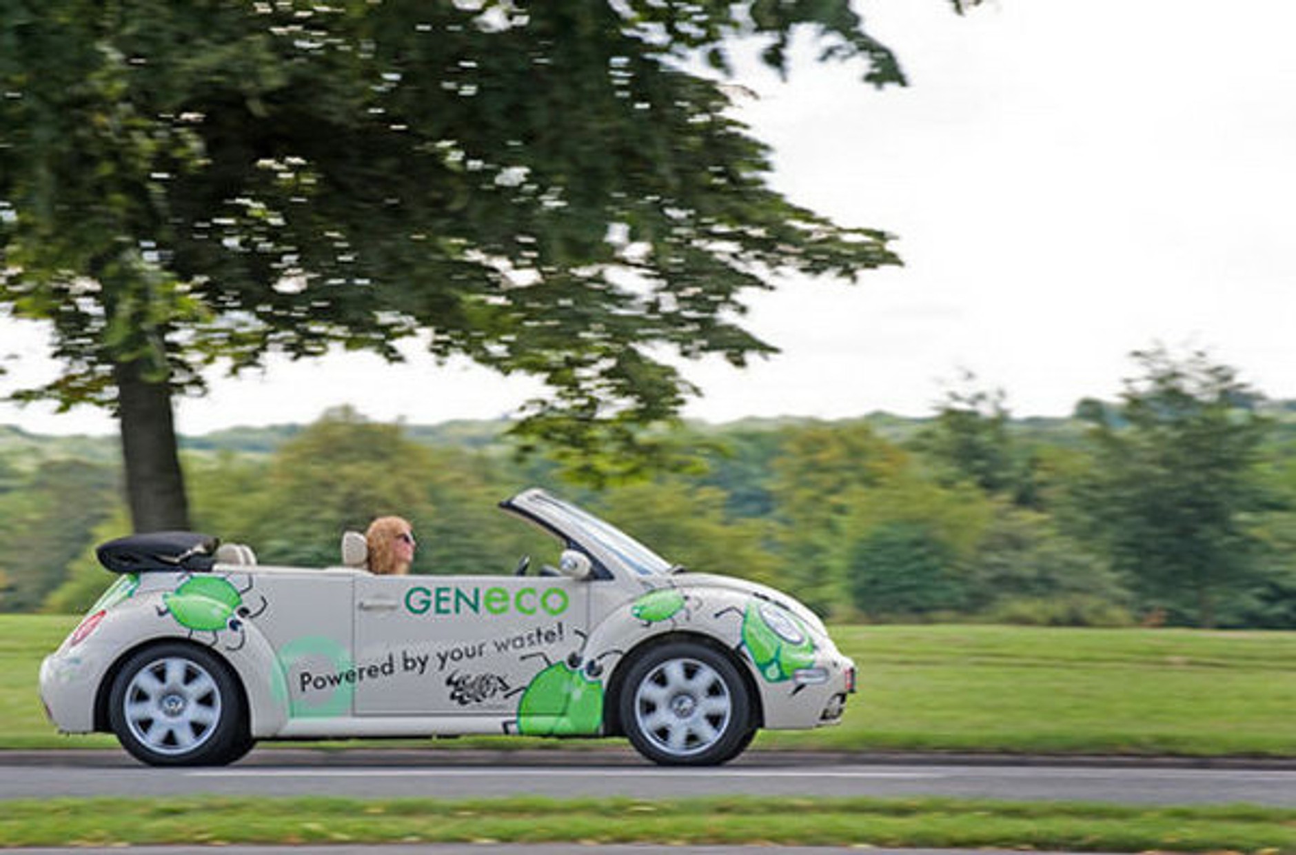 Volkswagen New Beetle Bio-Bug – napędzają go odchody