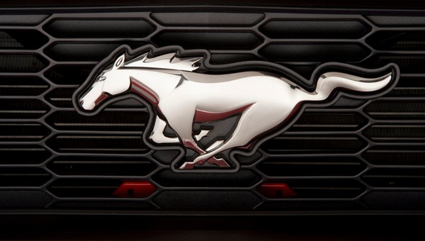Ford Mustang (logo)