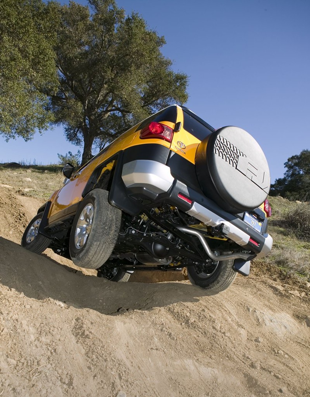 Toyota FJ Cruiser: zmodernizowany silnik dla modelu w stylu retro