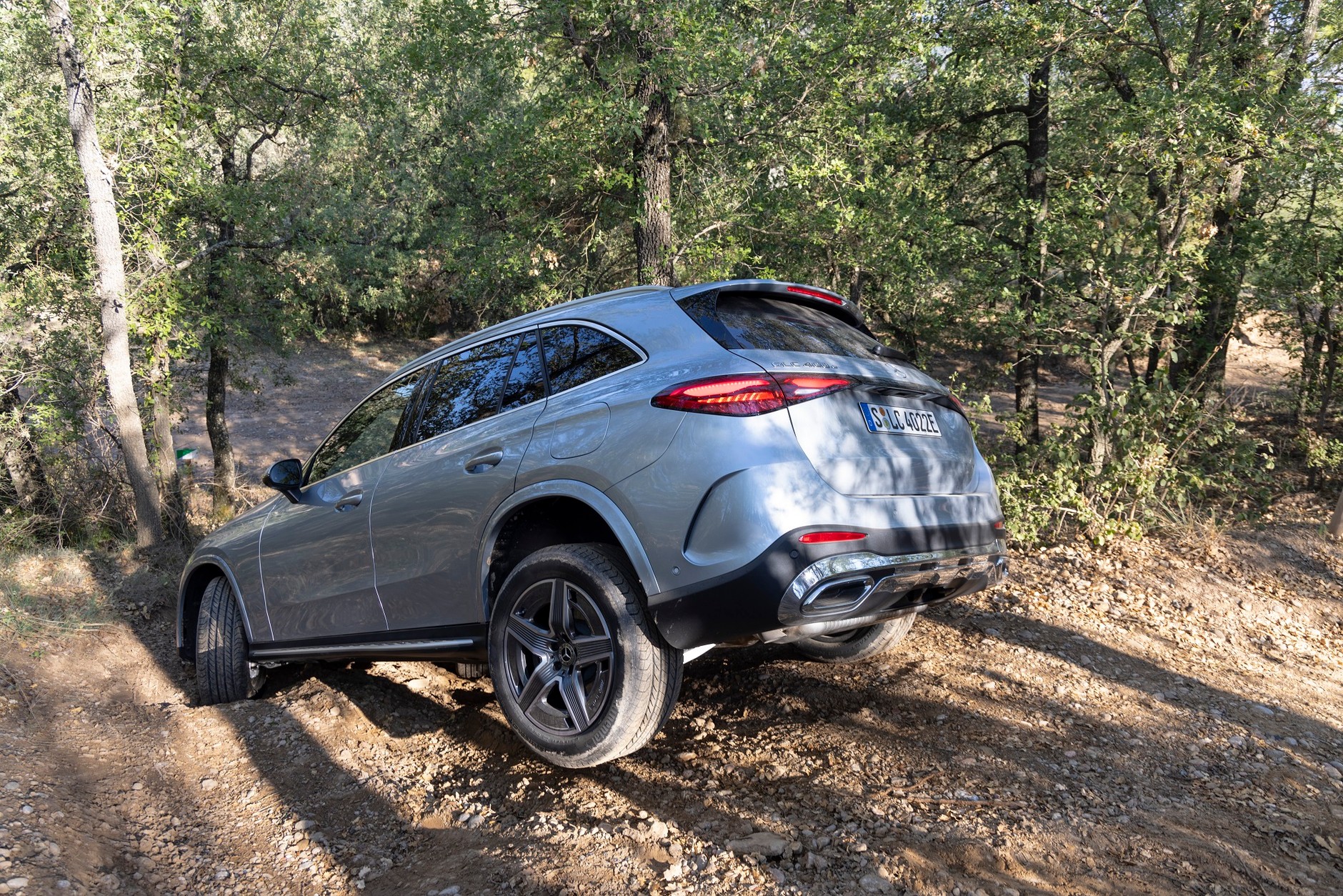 Cuda-wianki! Mercedes-Benz GLC nie boi się terenowej jazdy