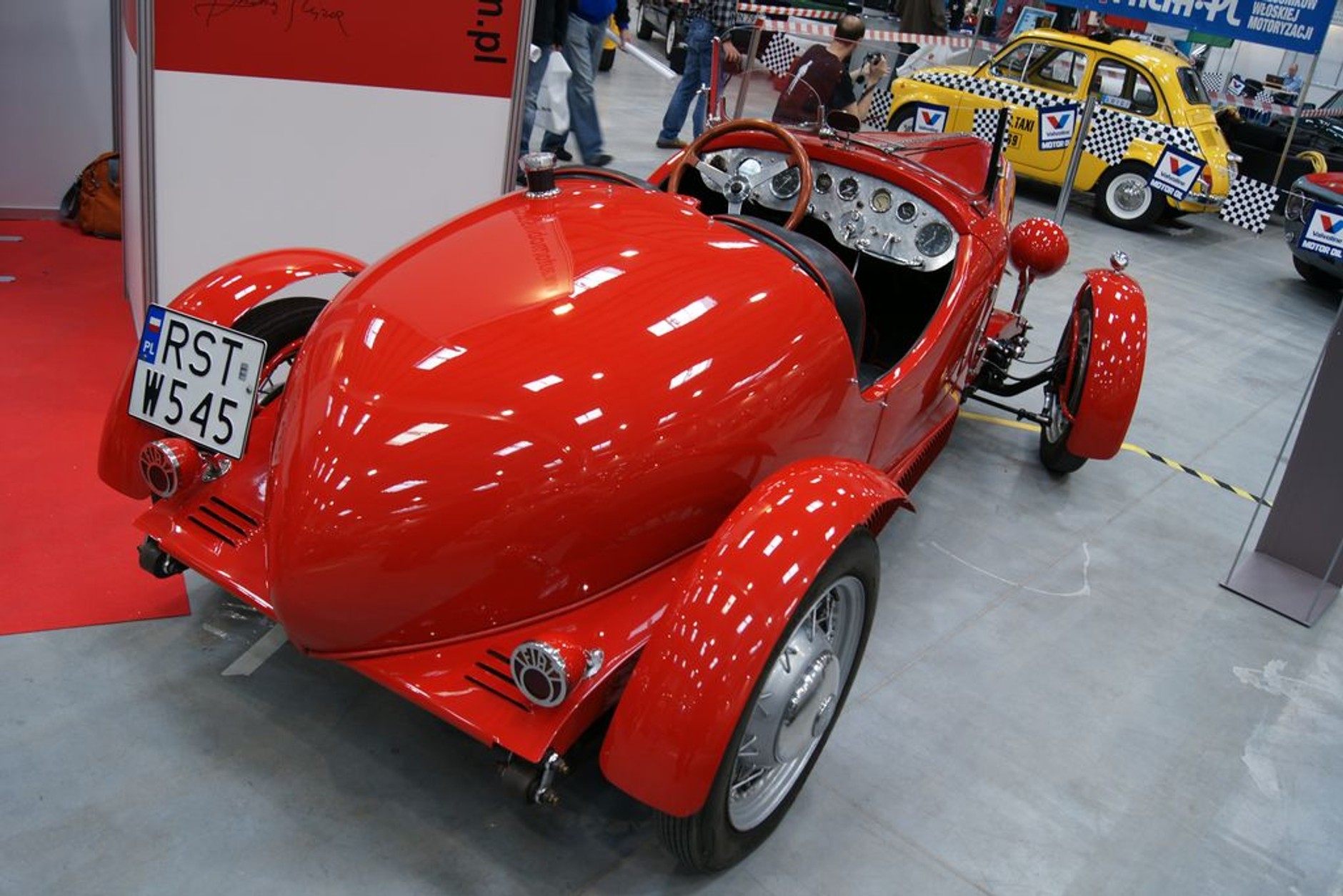 Moto Nostalgia 2011 – uczta dla koneserów motoryzacji (galeria)