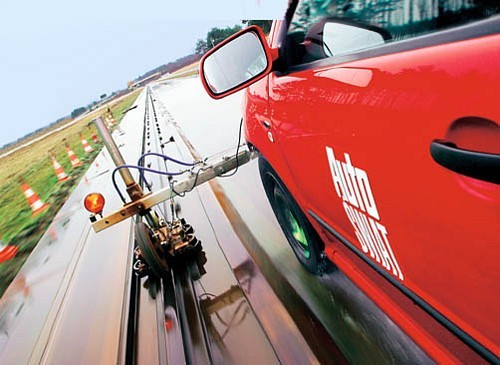 Opony  - Kto pojedzie, kto popłynie?