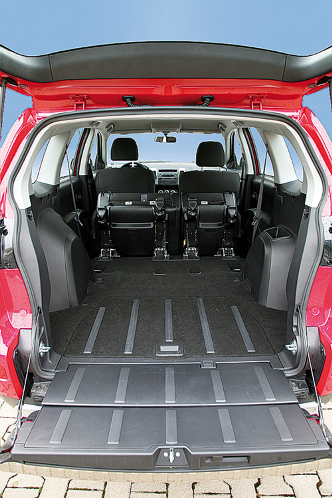 Citroen C-Crosser, Mitsubishi Outlander i Peugeot 4007 - Trójka z jednej stajni