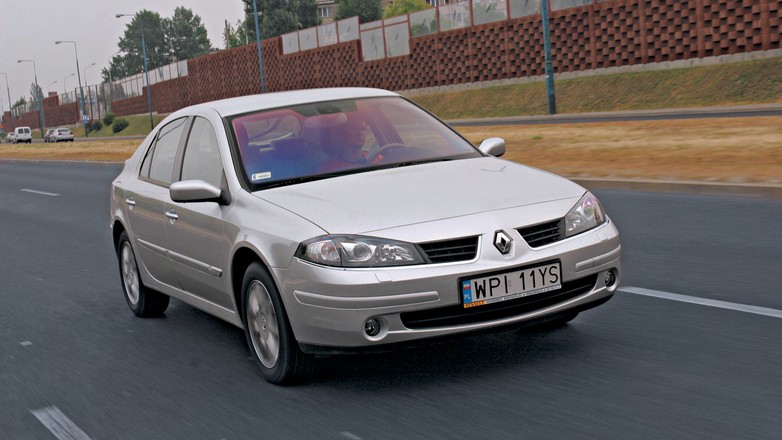 RENAULT LAGUNA II (2001-07)