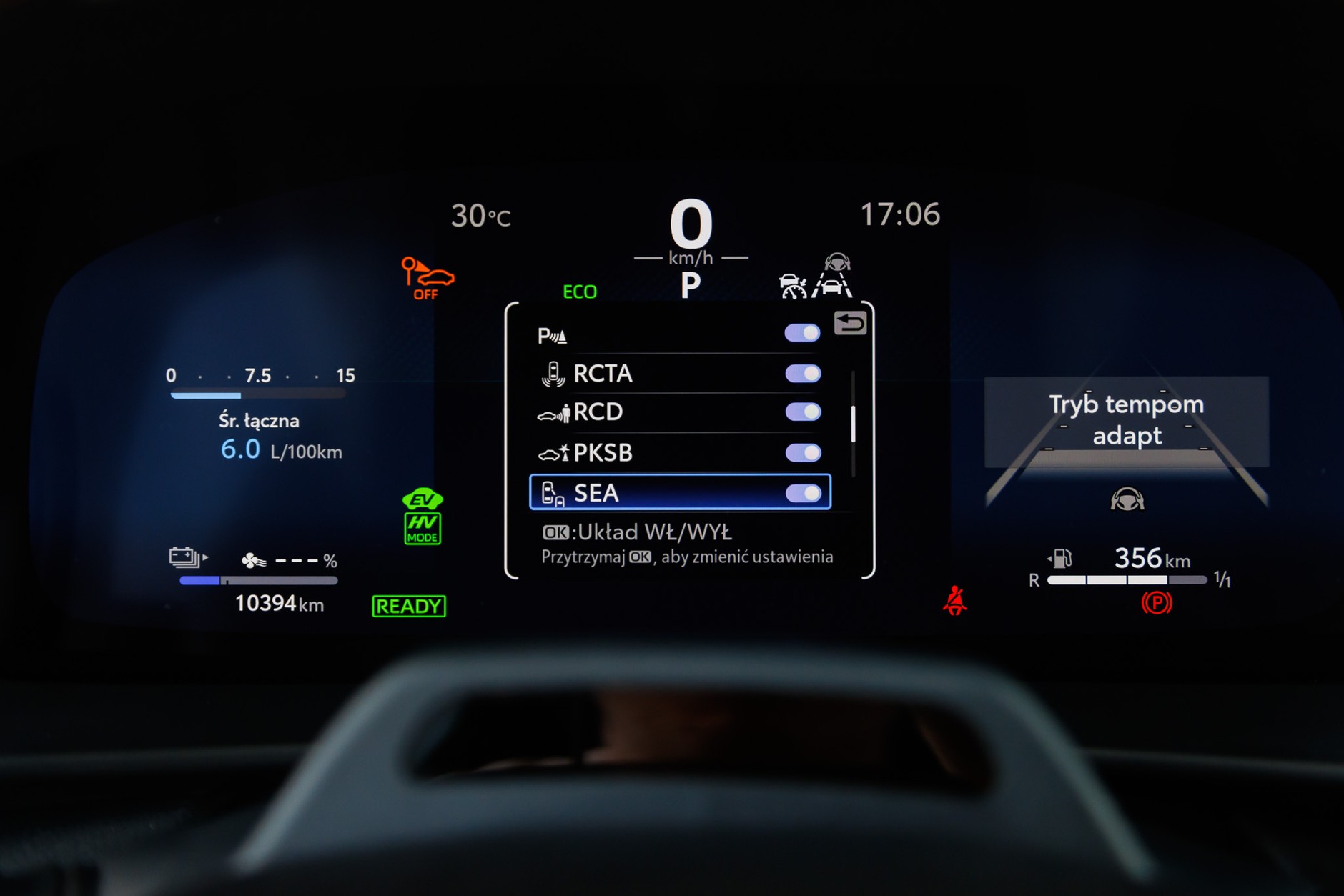 2024 Toyota C-HR PHEV