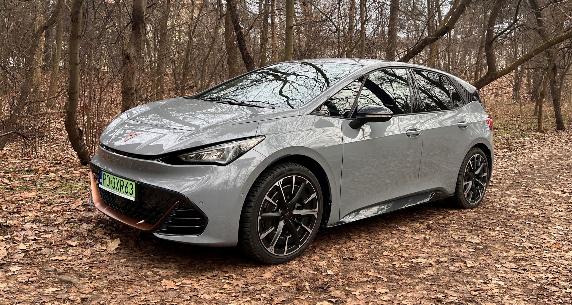 Cupra Born (wersja z akumulatorem 77 kWh i silnikiem 231 KM)