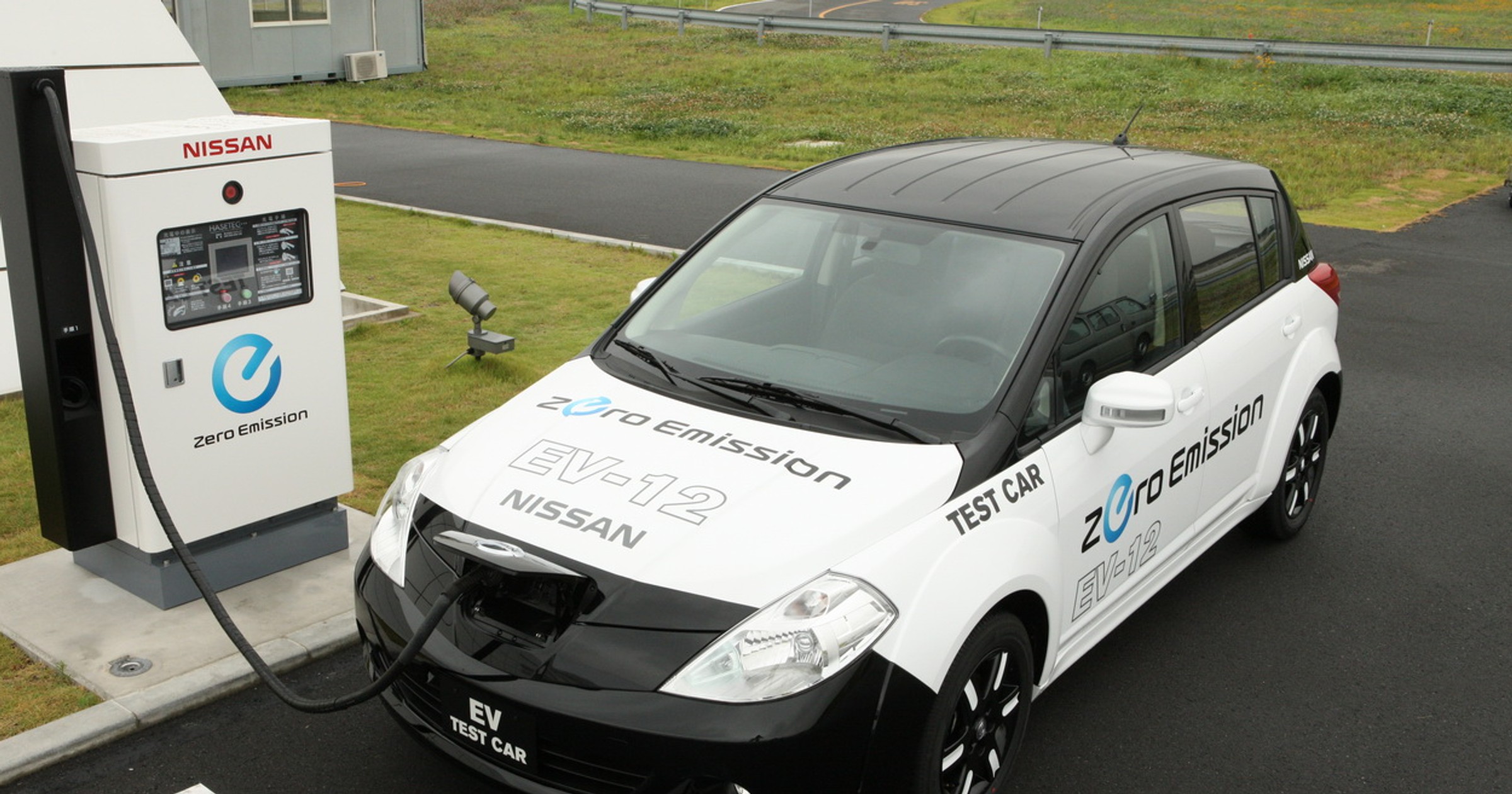 Nissan Tiida EV - Elektryzująca wiadomość