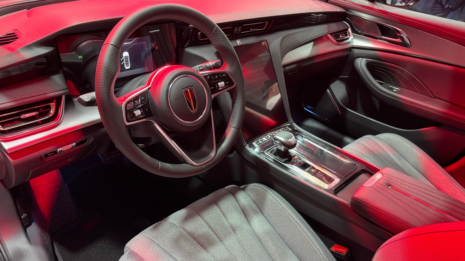 Hongqi na Poznań Motor Show 2025