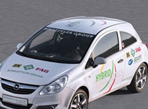Schaeffler Hybrid: Corsa z trzema silnikami elektrycznymi