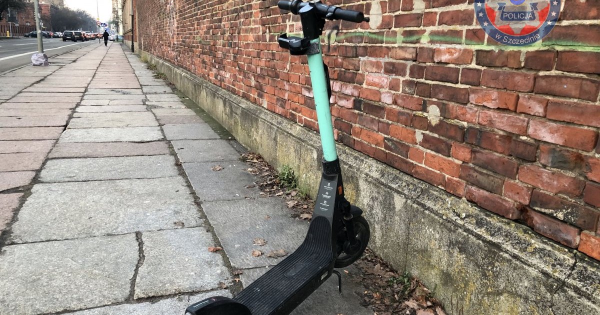 Rozbita hulajnoga elektryczna