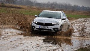 Fiat Tipo Cross to kompakt na bezdroża?
