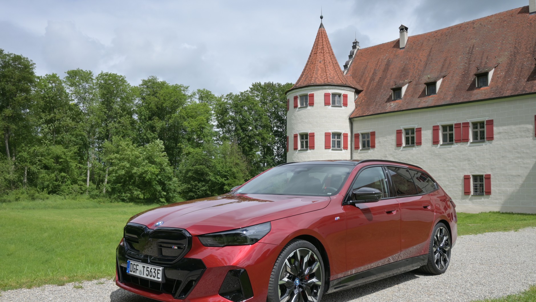 BMW i5 Touring (2024)
