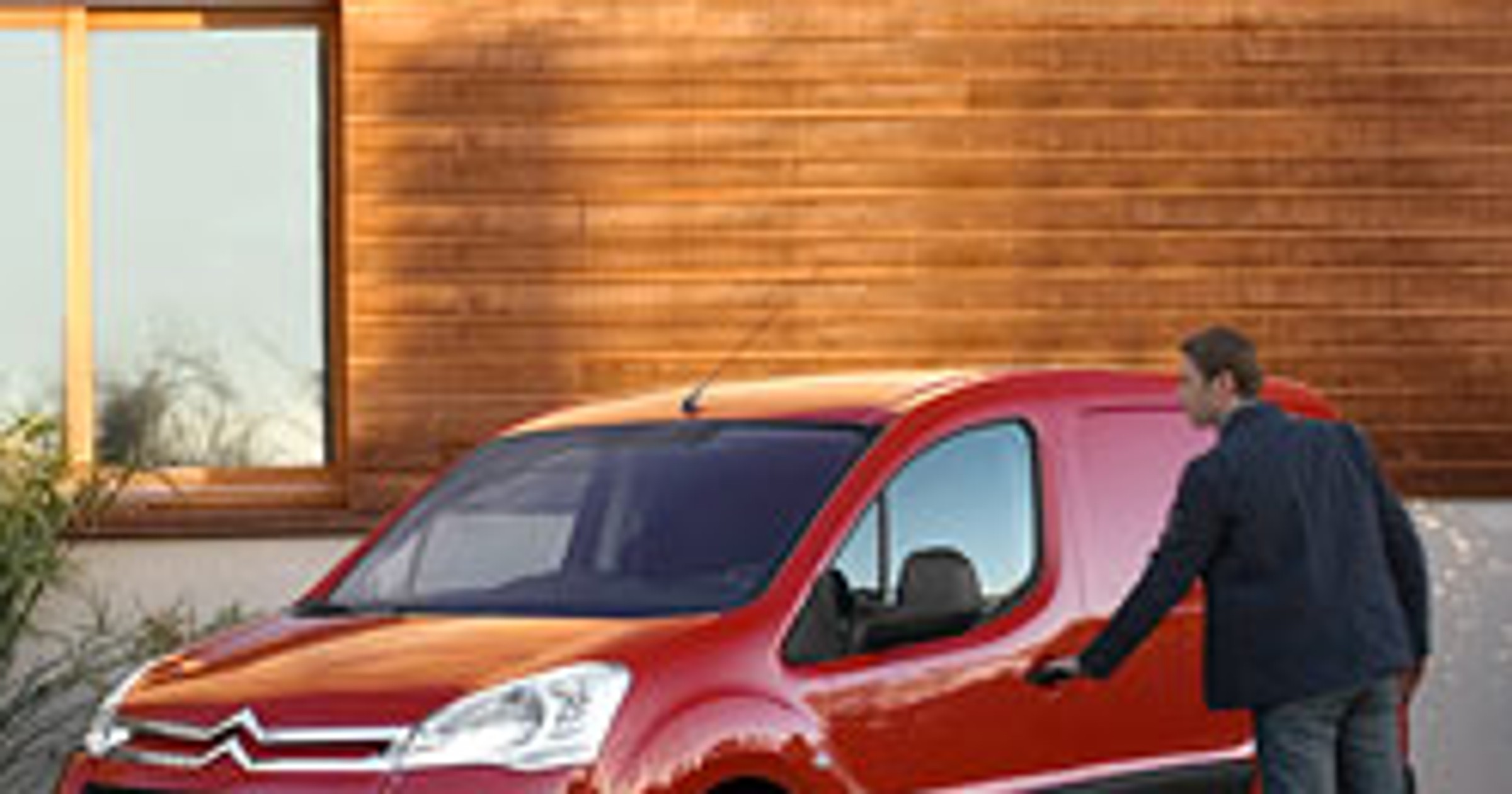 Peugeot Partner i Citroën Berlingo otrzymają nowy silnik 1,6 VTi (Euro 5)