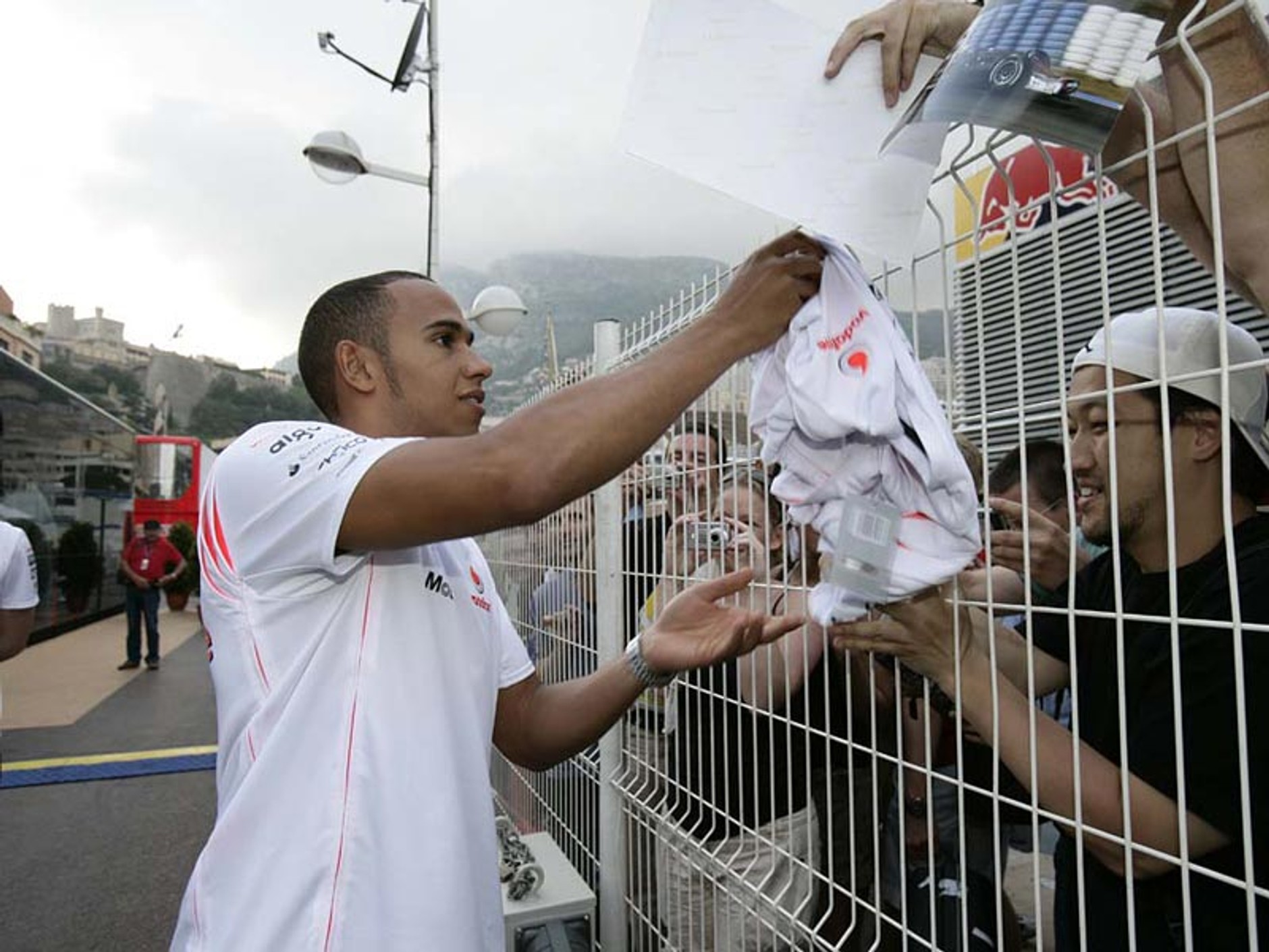 Grand Prix Monaco 2007: dziewczyny, gwiazdy filmu i F1 fotografował Jiří Křenek