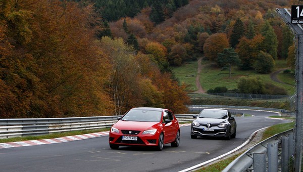 Leon kontra Megane