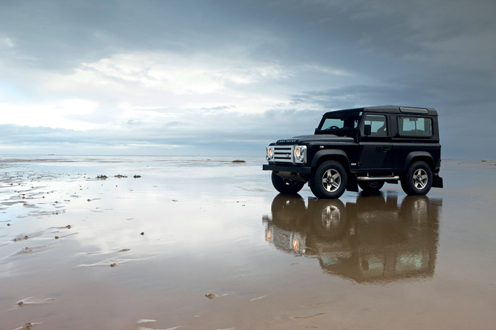 Land Rover Defender SVX: zalotny sześćdziesięciolatek