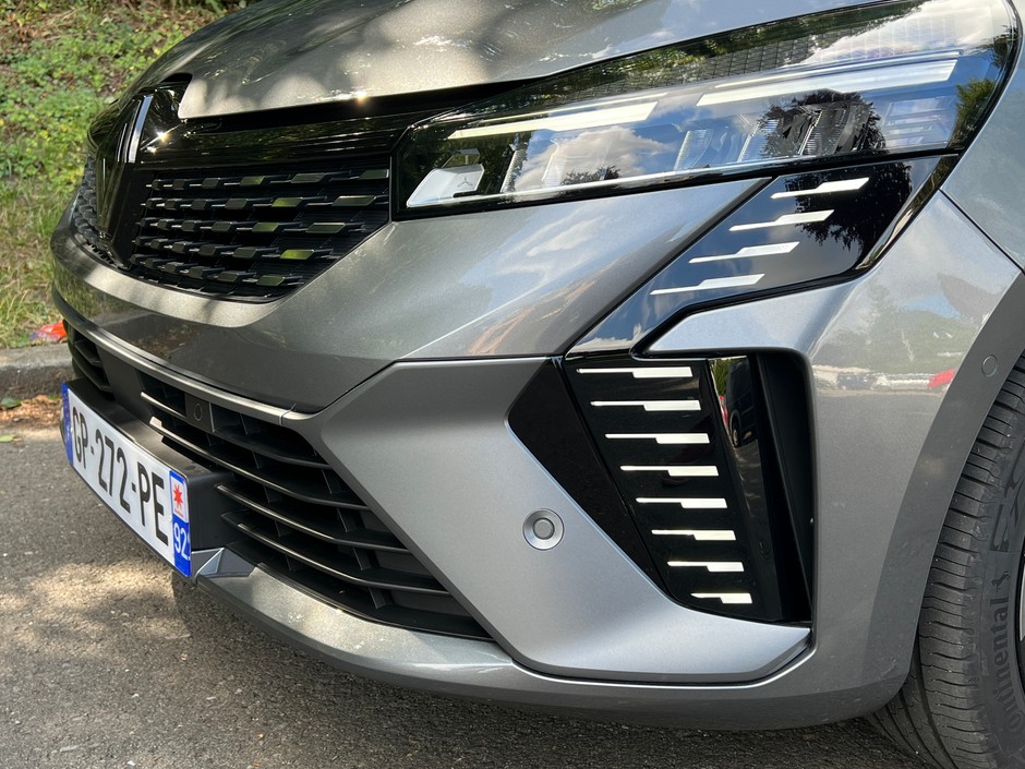 Renault Clio 2023 po liftingu