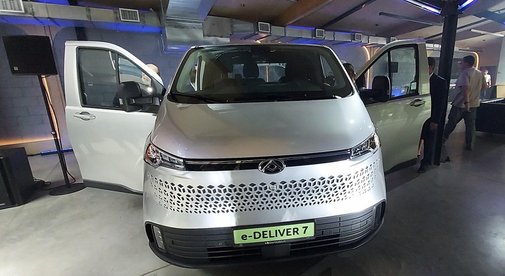 Maxus eDELIVER 7