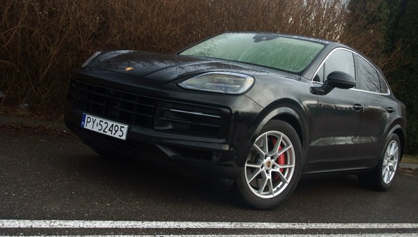 Ostatni oddech pełną piersią. Pożegnałem spalinowe Porsche Cayenne S Coupe z V8