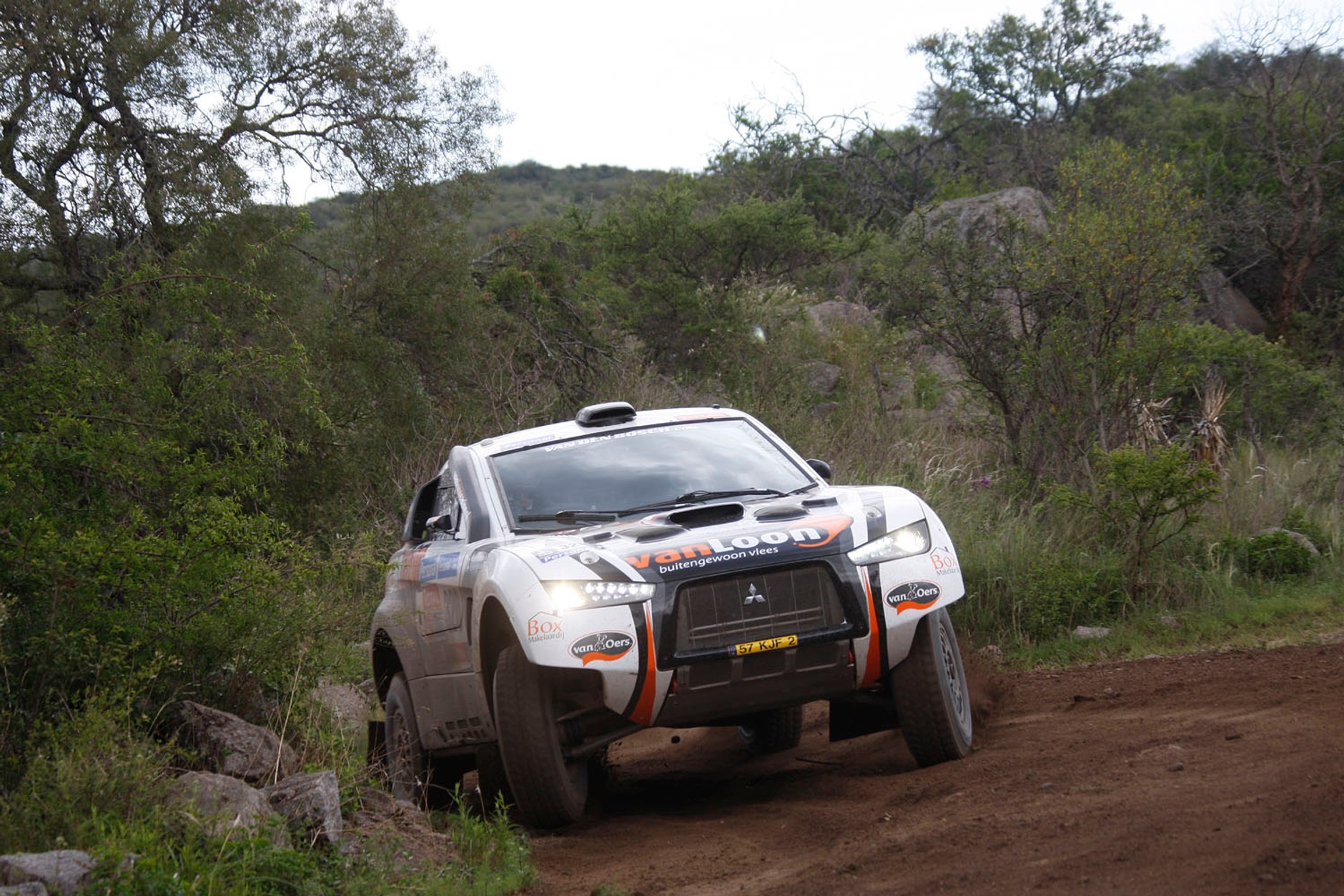 Rajd Dakar 2011: awans Hołowczyca (2.etap, wyniki, fot. Willy Weyens)