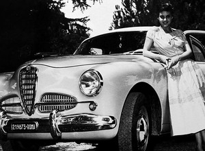 Alfa Romeo - 12 sedanów, które zauroczyły świat