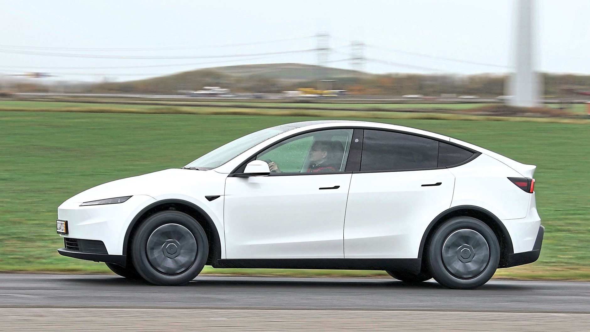 Tesla Model Y Standard